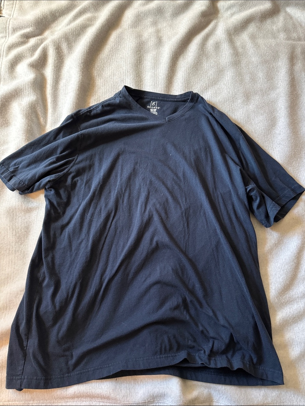 George Men’s Dark Blue V-Neck Short Sleeve Tee